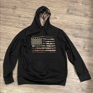 Mossy Oak Black Hoodie with Camouflage Flag